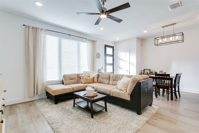 7605 Reis Lane, North Richland Hills, TX 76182