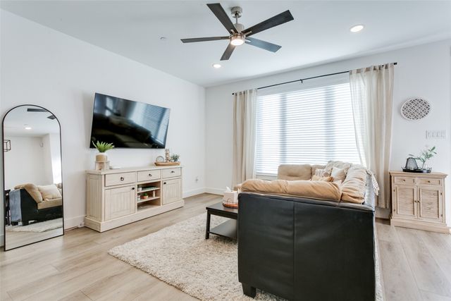 7605 Reis Lane, North Richland Hills, TX 76182