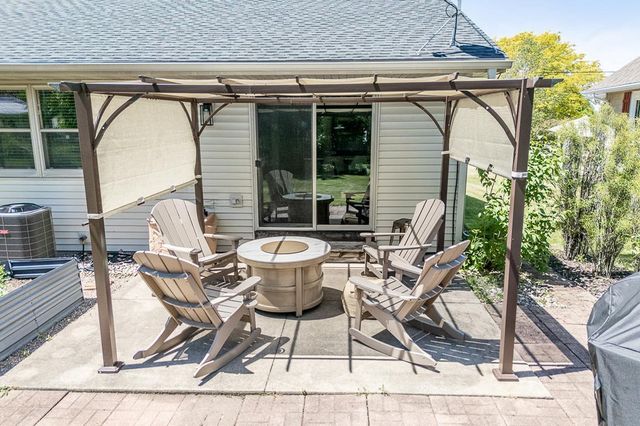 1504 SMITH STREET, New London, WI 54961
