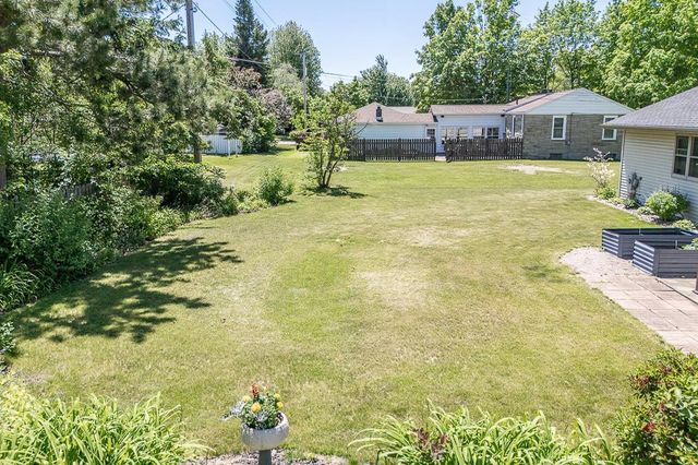 1504 SMITH STREET, New London, WI 54961
