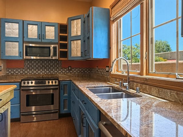 738 Gregory, Santa Fe, NM 87505