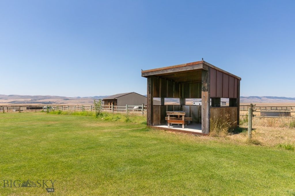 13920 Theisen Road, Belgrade, MT 59714 photo 23