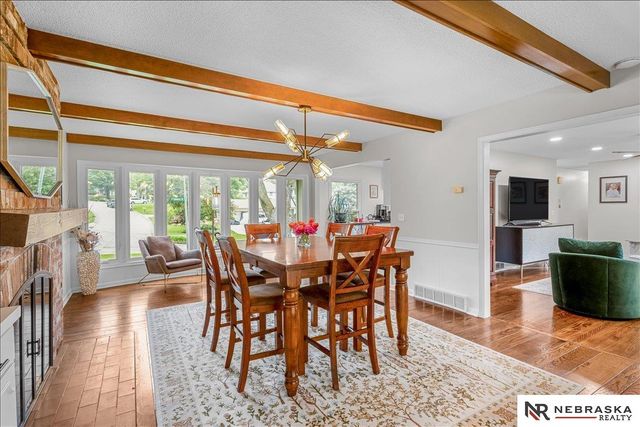 12333 Shamrock Road, Omaha, NE 68154