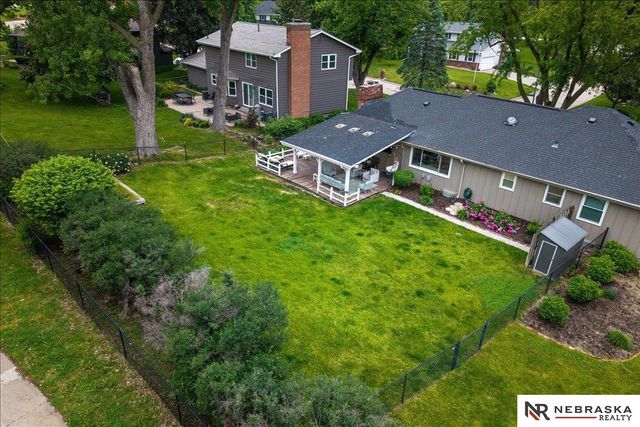 12333 Shamrock Road, Omaha, NE 68154