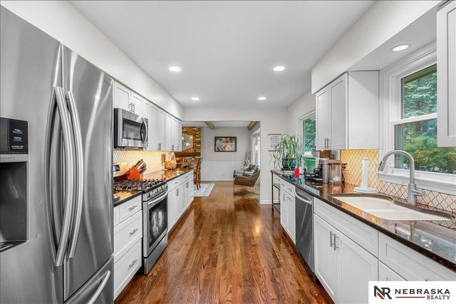 12333 Shamrock Road, Omaha, NE 68154