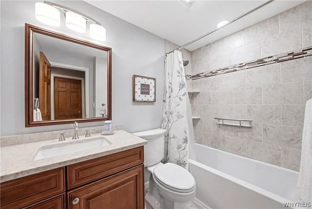 400 West Avenue K4, West Seneca, NY 14224