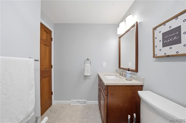 400 West Avenue K4, West Seneca, NY 14224
