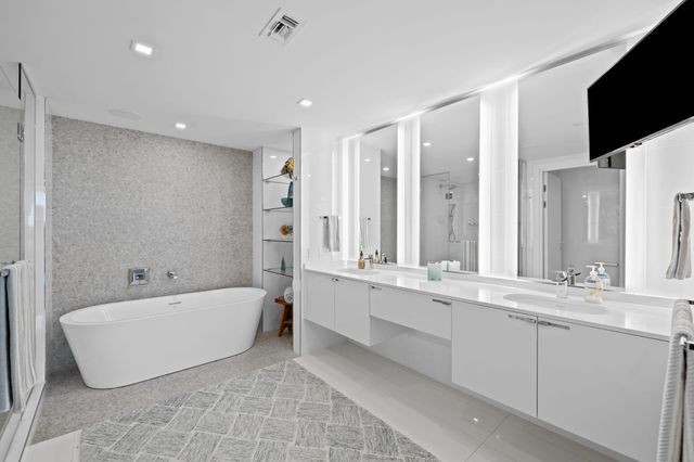 435 Bayshore 503, Fort Lauderdale, FL 33304