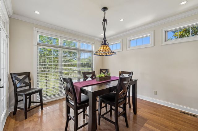 1405 Drakes Creek Rd, Hendersonville, TN 37075