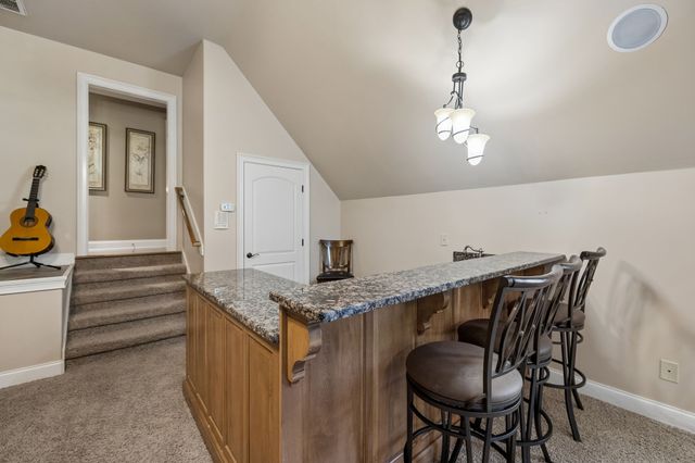 1405 Drakes Creek Rd, Hendersonville, TN 37075