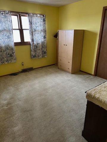 519 E Hollett Street, Tracy, MN 56175