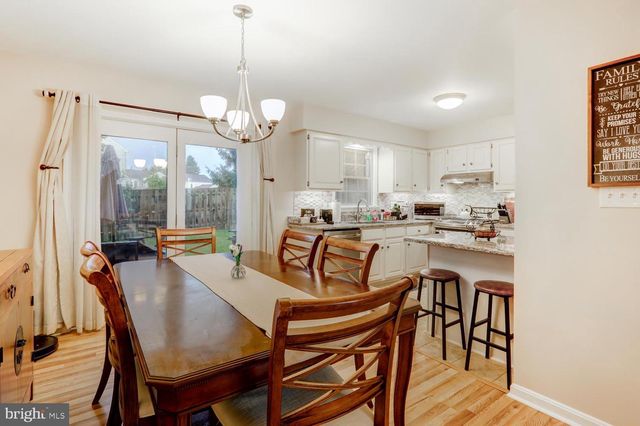 2647 NORTHFIELD DR, East Petersburg, PA 17520