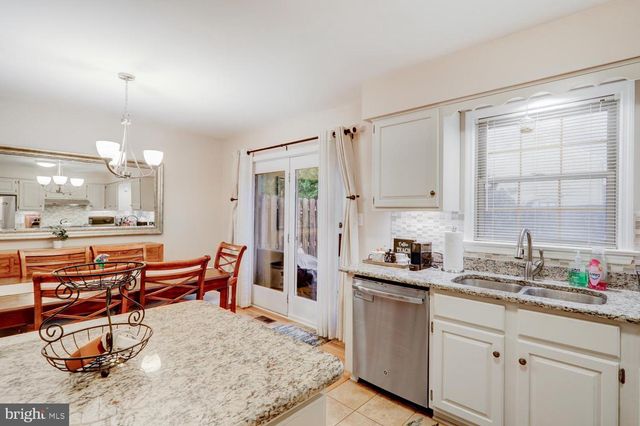 2647 NORTHFIELD DR, East Petersburg, PA 17520