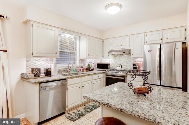 2647 NORTHFIELD DR, East Petersburg, PA 17520
