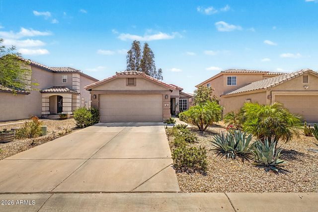 985 E STARDUST Way, San Tan Valley, AZ 85143