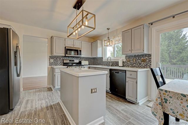 2324 Malena Lane, Oxford, MI 48371