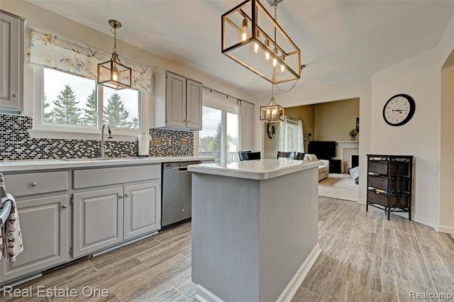 2324 Malena Lane, Oxford, MI 48371