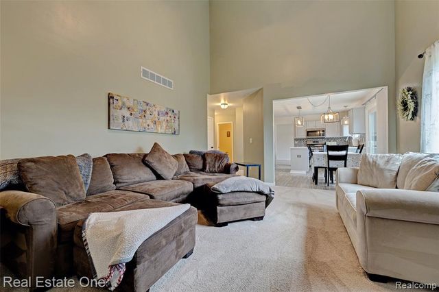 2324 Malena Lane, Oxford, MI 48371
