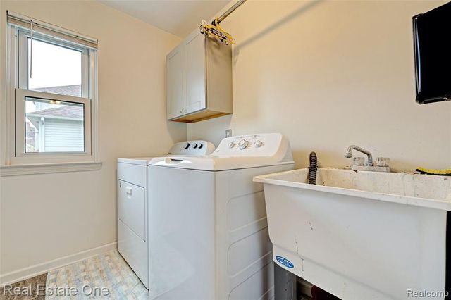 2324 Malena Lane, Oxford, MI 48371