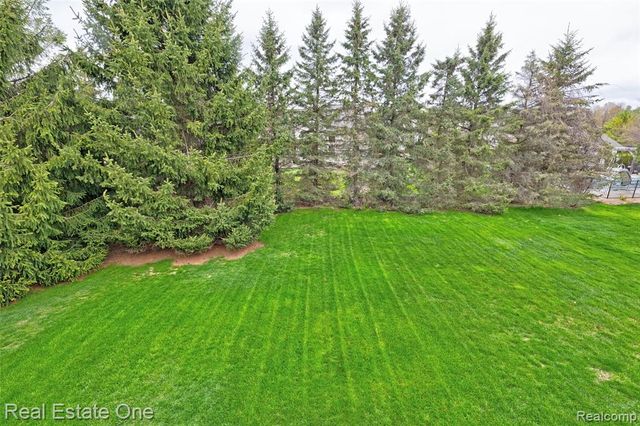 2324 Malena Lane, Oxford, MI 48371