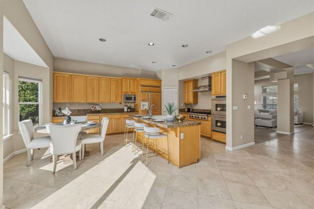 102 Forest Hill Drive, Clayton, CA 94517