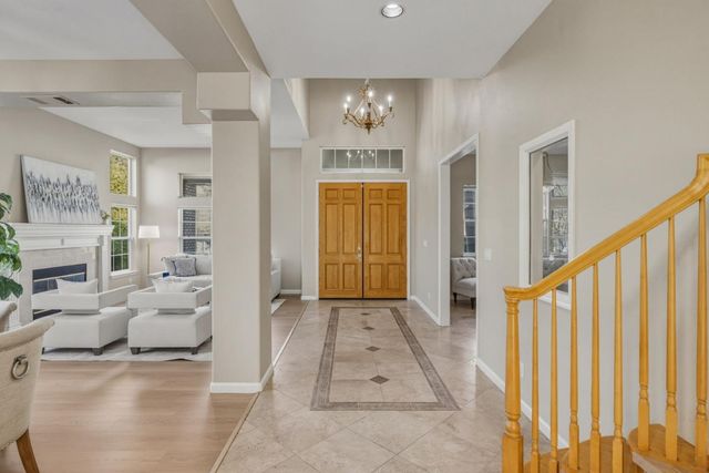 102 Forest Hill Drive, Clayton, CA 94517