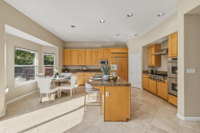 102 Forest Hill Drive, Clayton, CA 94517