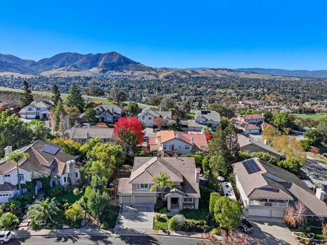 102 Forest Hill Drive, Clayton, CA 94517