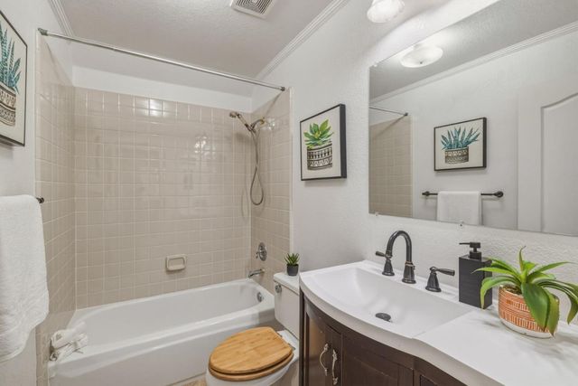 102 Forest Hill Drive, Clayton, CA 94517