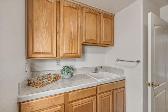 102 Forest Hill Drive, Clayton, CA 94517