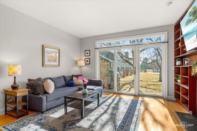 307 Mill Street, Batavia, IL 60510