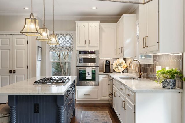 9319 Lake Shore Dr, Brentwood, TN 37027