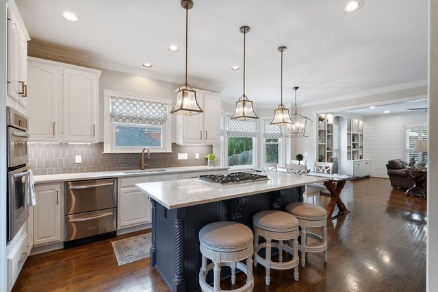9319 Lake Shore Dr, Brentwood, TN 37027