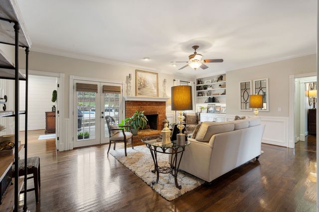 9319 Lake Shore Dr, Brentwood, TN 37027
