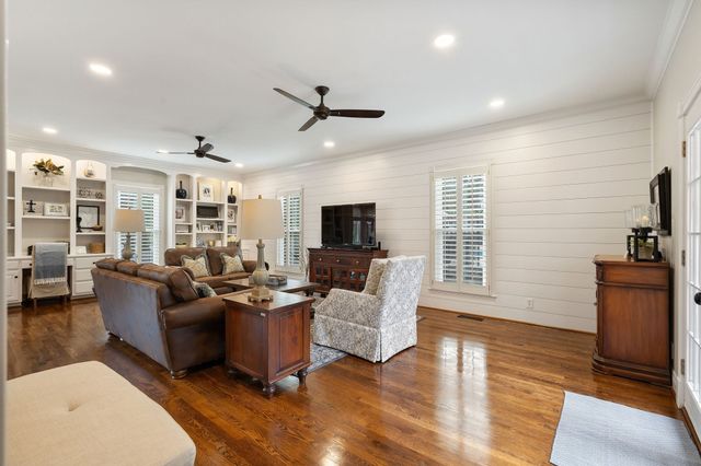 9319 Lake Shore Dr, Brentwood, TN 37027