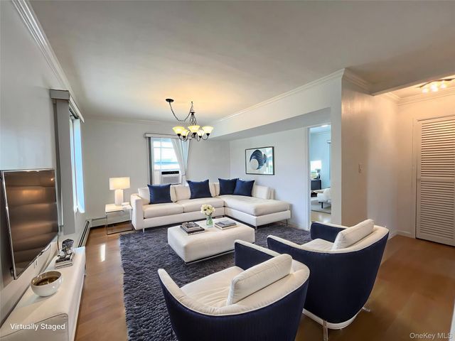 30 Castle Lane, Levittown, NY 11756