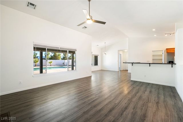 261 East Domingo Street, Pahrump, NV 89048