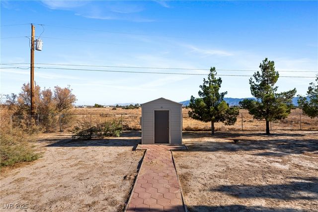 261 East Domingo Street, Pahrump, NV 89048