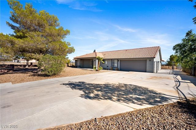 261 East Domingo Street, Pahrump, NV 89048