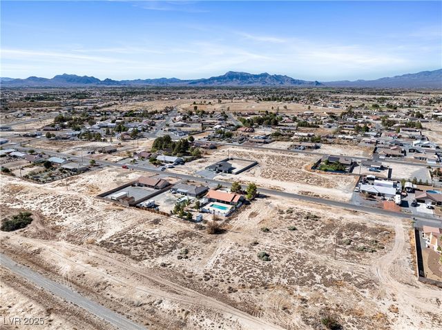 261 East Domingo Street, Pahrump, NV 89048