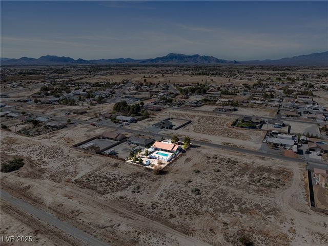 261 East Domingo Street, Pahrump, NV 89048