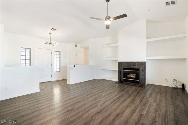 261 East Domingo Street, Pahrump, NV 89048