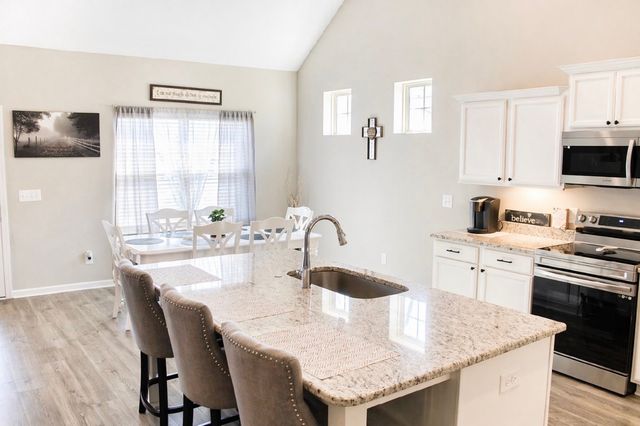 262 Thorpe Dr, Spring Hill, TN 37174
