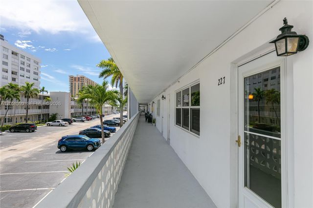 3135 S Ocean Drive 227, Hallandale Beach, FL 33009