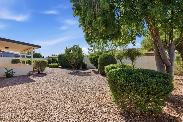 4036 E CLOVIS Circle, Mesa, AZ 85206