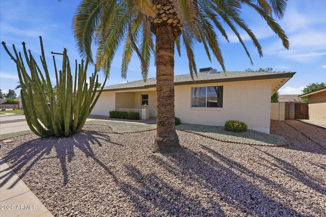 4036 E CLOVIS Circle, Mesa, AZ 85206