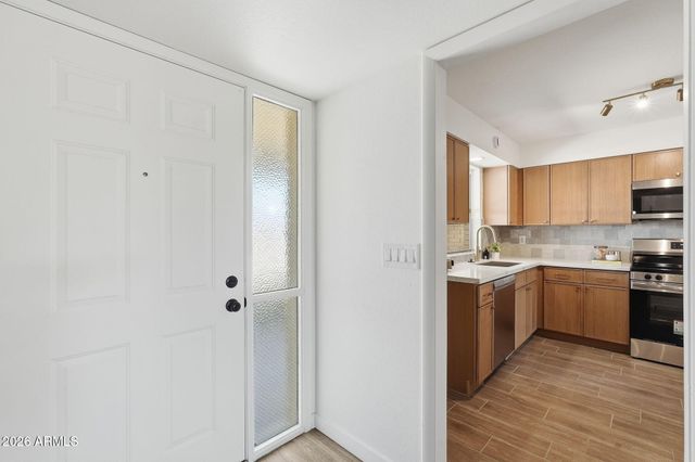 4036 E CLOVIS Circle, Mesa, AZ 85206