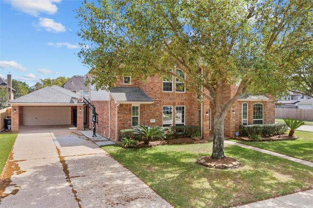 3909 Conroe Lake Court, Pearland, TX 77581