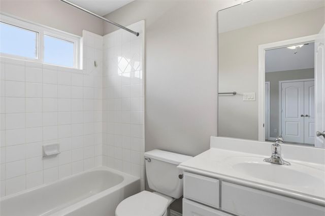 3909 Conroe Lake Court, Pearland, TX 77581