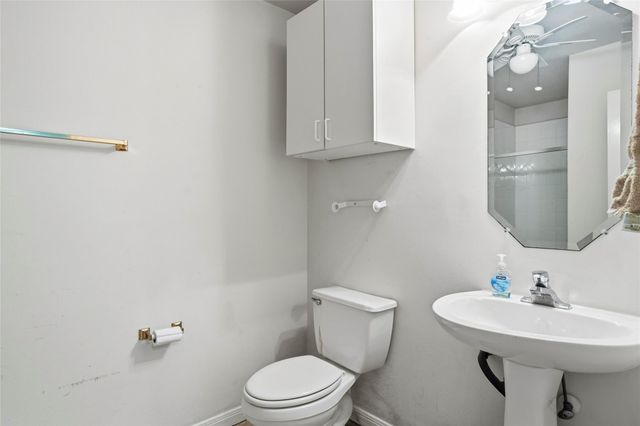 3909 Conroe Lake Court, Pearland, TX 77581